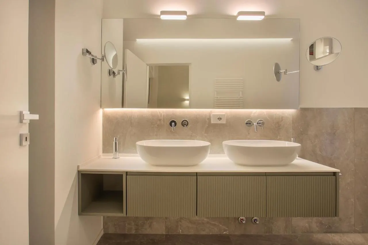 Repubblica Suite Ii-Hosted By Sweetstay Milán 0*,