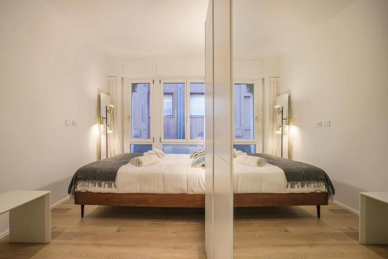 Apartment Repubblica Suite Ii-Hosted By Sweetstay Milan